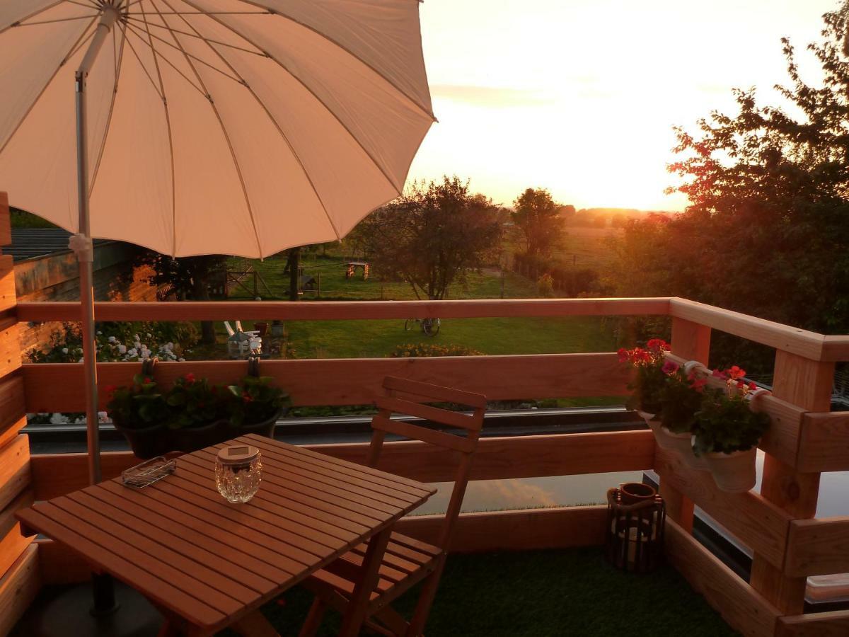 Entre Monts Et Collines B&B Et Spa En Option Exterior foto